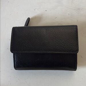 Leather Black Trifold Wallet EUC